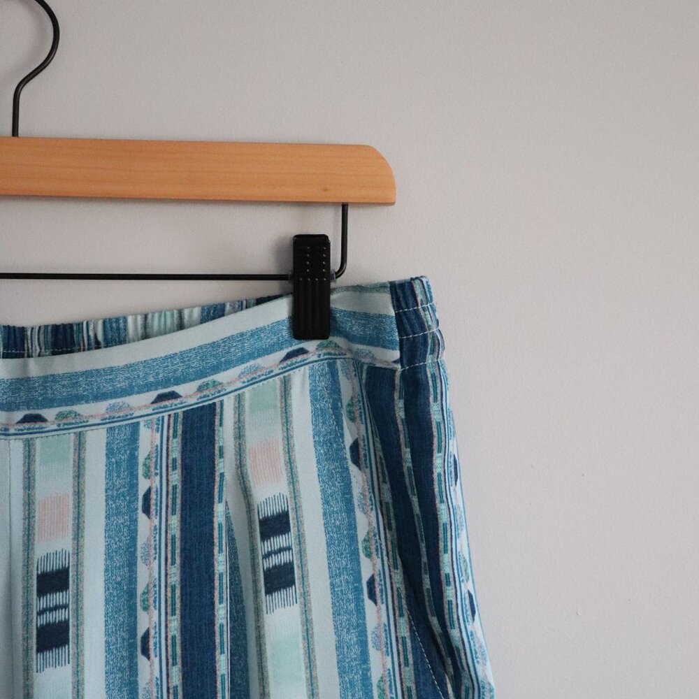 BCBG MaxAzria Cedric Ikat Vertical Striped Crop High Rise Summer Trouser Pants M - Picture 5 of 12